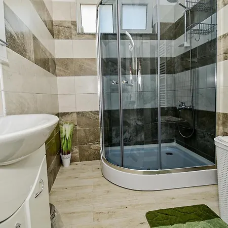 Sea View Astoria By Sunny Mamaia Apartment *