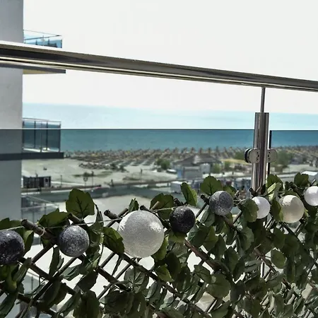 Sea View Astoria By Sunny Mamaia * Navodari