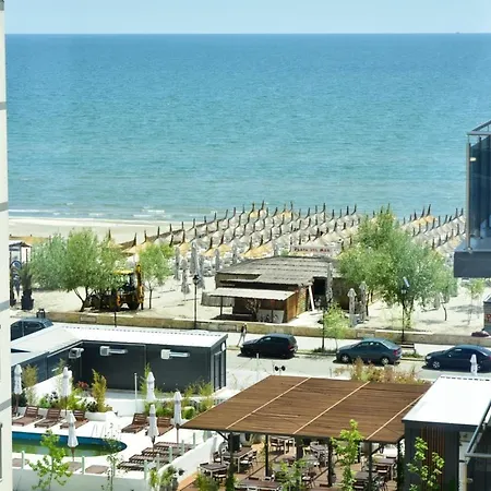 Sea View Astoria By Sunny Mamaia