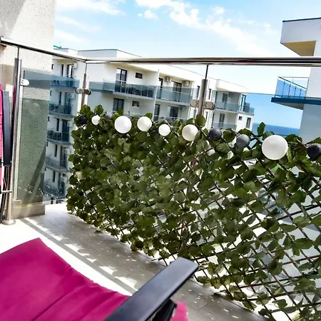 Sea View Astoria By Sunny Mamaia