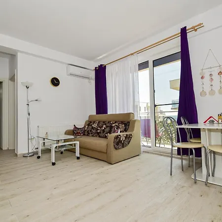 Sea View Astoria By Sunny Mamaia Διαμέρισμα *