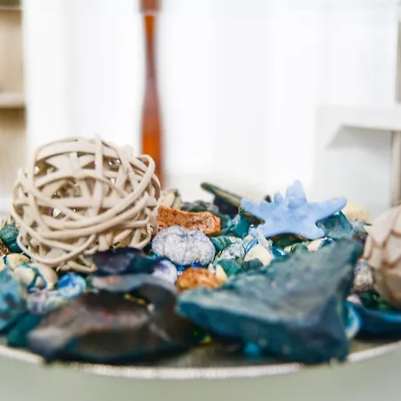 Sea View Astoria By Sunny Mamaia *