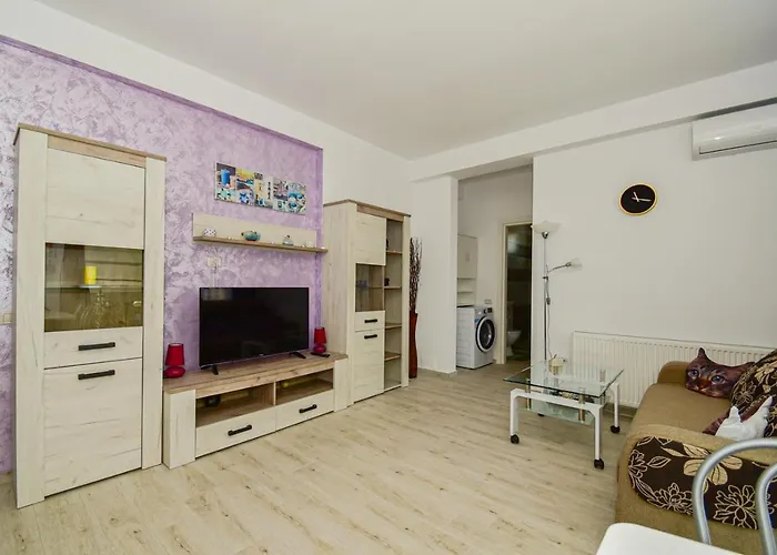 Sea View Astoria By Sunny Mamaia